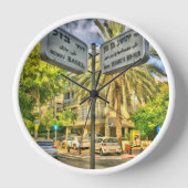 Basel - Yeoshu’a Bin Nun Clock Uhr (Vorderseite)