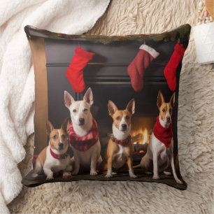 Basenji am Kamin Weihnachten Kissen