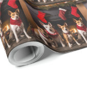 Basenji an der Weihnachtsfeier am Feuerplatz Geschenkpapier (Rolleneckpunkt)
