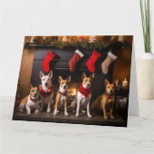Basenji an der Weihnachtsfeier am Feuerplatz Karte (Vorderseite)