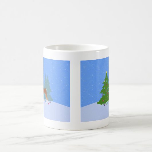 Basenji Dekorationsbaum im Wald Kaffeetasse (Mittel)