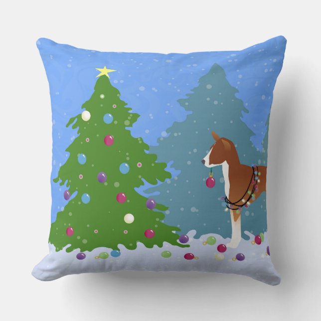 Basenji Dekorationsbaum im Wald Kissen (Vorderseite)