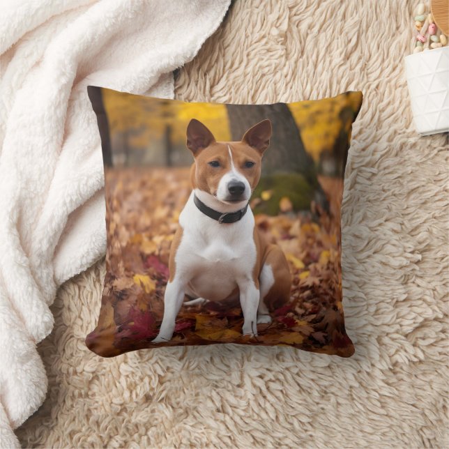Basenji im Herbst Leaves Fall Inspiriert Kissen (Decke)