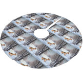 Basenji lassen es Schnee Weihnachten Polyester Weihnachtsbaumdecke (Schrägansicht)