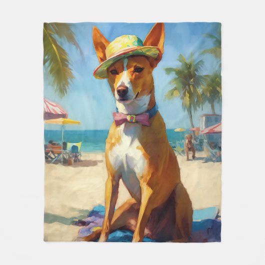 Basenji on Beach, Sommergeschenk für Hundefreunde Fleecedecke (Vorderseite)