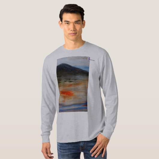 Basic L Sleeve Dark Mountain Design T-Shirt (Vorne ganz)