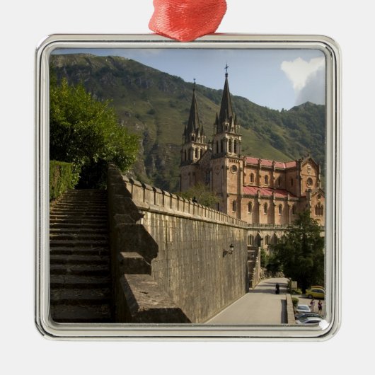Basilica de Covadonga, Nordwestspanien. Silbernes Ornament (Vorne)