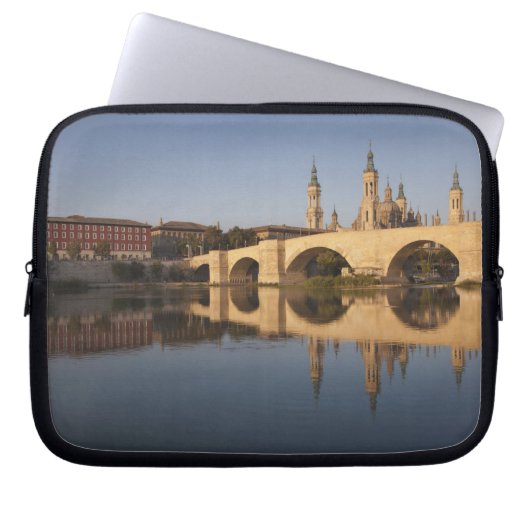 Basilica de Nuestra Senora de Pilar Laptopschutzhülle (Vorderseite)