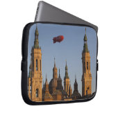 Basilica de Nuestra Senora de Pilar Laptopschutzhülle (Vorne Rechts)