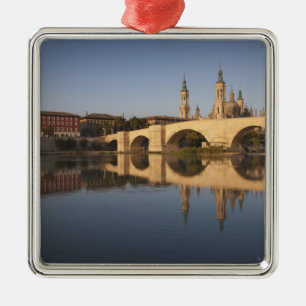 Basilica de Nuestra Senora de Pilar Ornament Aus Metall