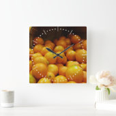 Basket Full Of Oranges Square Wall Clock Quadratische Wanduhr (Zuhause)