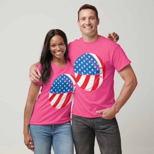 Basketball Ball 4. Juli American Flag Patrioti T-Shirt (Unisex)