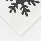 Basketball Ball mit roter Weihnachtsmannmütze Snow Fleecedecke (Ecke)