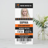 Basketball Birthday Girl, Basketball player Einladung (Stehend Vorderseite)