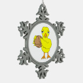 Basketball Chick Schneeflocken Zinn-Ornament (Links)