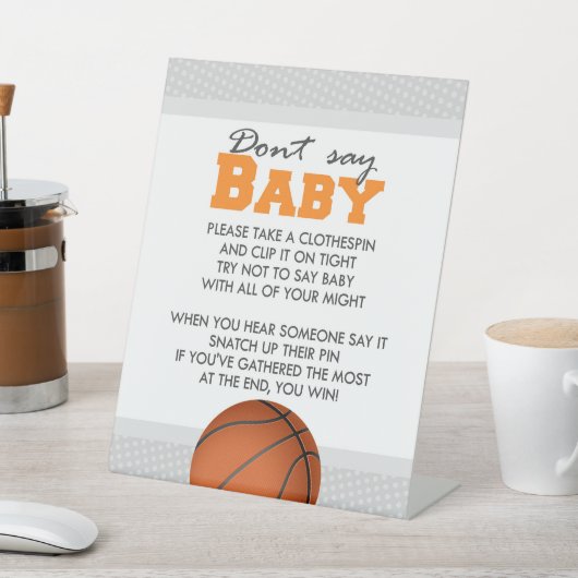 Basketball-Dusche Say Baby Party Game Sign Sockelschild (In SItu)