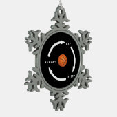Basketball Eat Sleep Wiederholung Sportfan Sprichw Schneeflocken Zinn-Ornament (Links)