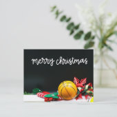 Basketball Frohe Weihnachten Rote Schneeflocke auf Postkarte (Stehend Vorderseite)