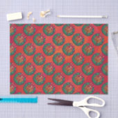 Basketball in Holly Wreath Pattern auf Rot Seidenpapier (Handwerk)