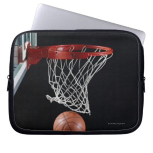 Basketball in Hoop Laptopschutzhülle
