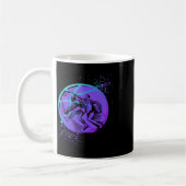 Basketball ist im Spiel Kaffeetasse (Links)