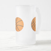 Basketball-mattierte Tasse (VorderseiteRechts)