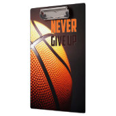 Basketball-Motivation - geben Sie niemals von Gesc Klemmbrett (Links)