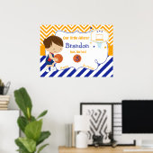 Basketball Niedlicher Brünetter Junge Geburtstag Poster (Heimbüro)