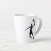 Basketball Player Slam Dunk Dunkles Design Milchtasse (Rechte Ecke)