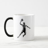 Basketball Player Slam Dunk Dunkles Design Verwandlungstasse (Links)