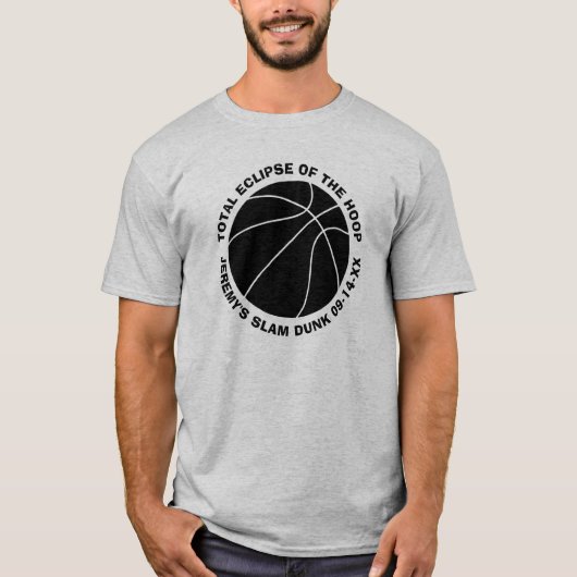 Basketball-Slam Dunk addieren Namen und Datum T-Shirt (Vorderseite)