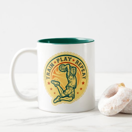 Basketball Slam Dunk Vintages Design Zweifarbige Tasse (Mit Donut)