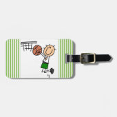 Basketball-Sprungs-Schuss-Grün-T - Shirts und Gepäckanhänger (Vorderseite horizontal)