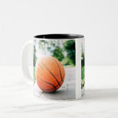 Basketballgeschenk Zweifarbige Tasse (Vorderseite Links)