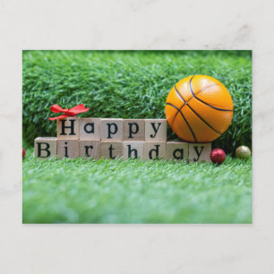 Basketballs mit einem guten Geburtstag auf Grün Postkarte