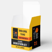 Basketballschuhe, Basketballspielgeschenk, Geburts Geschenkschachtel (Geöffnet)