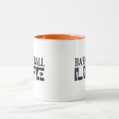 Basketballspieler, die mit orangefarbenem Ball tre Tasse (Zentrum)