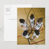 Basketballweibchen mit Gruppenhandschlag, Postkarte (Vorne/Hinten)