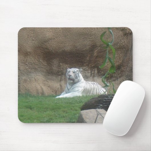 Basking White Tiger Mousepad (Mit Mouse)