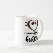 Bass Clef Herz I Liebe spielen meine Gitarre Kaffeetasse (VorderseiteRechts)