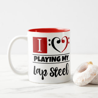 Bass Clef Herz I Liebe spielen meine Lap Steel Zweifarbige Tasse