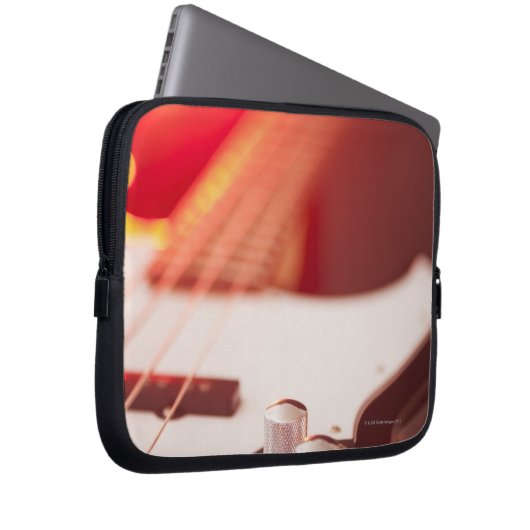 Bass Guitar Laptopschutzhülle (Vorne Rechts)