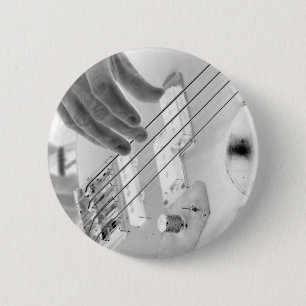 Bass-Spieler, Baß und Hand, negatives Bild Button