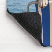 Basset Hound auf Strandliege Mousepad (Ecke)