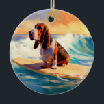 Basset Hound Beach Surfen Malerei Keramik Ornament<br><div class="desc">Tauchen Sie ein in die spielerische Welt des Kaninchen-Abenteuers mit diesem faszinierenden Bild. Ein gepflegter Hund geht zu den Wellen und reitet geschickt auf einem sonnengeküssten Strand. Das lebendige Kunstwerk vereint wunderbar das Wesentliche der Erregung am Strand, während der Hund furchtlos auf den Wellen reitet und den Geist von Spaß...</div>