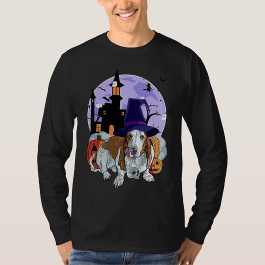 Basset Hound Dog Halloween Witch Pumpkin T-Shirt (Vorderseite)