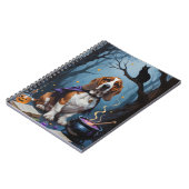 Basset Hound Dog Whimsical Halloween Malerei Notizblock (Linke Seite)