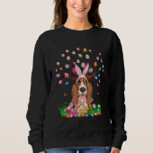 Basset Hound Dog With Bunny Ears Easter Egg Tree E Sweatshirt (Vorderseite)