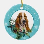Basset Hound Evergreen Blue Snowflake Border Keramik Ornament (Vorne)