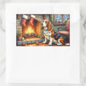 Basset Hound Fireplace with Christmas Lights Rechteckiger Aufkleber (Tasche)